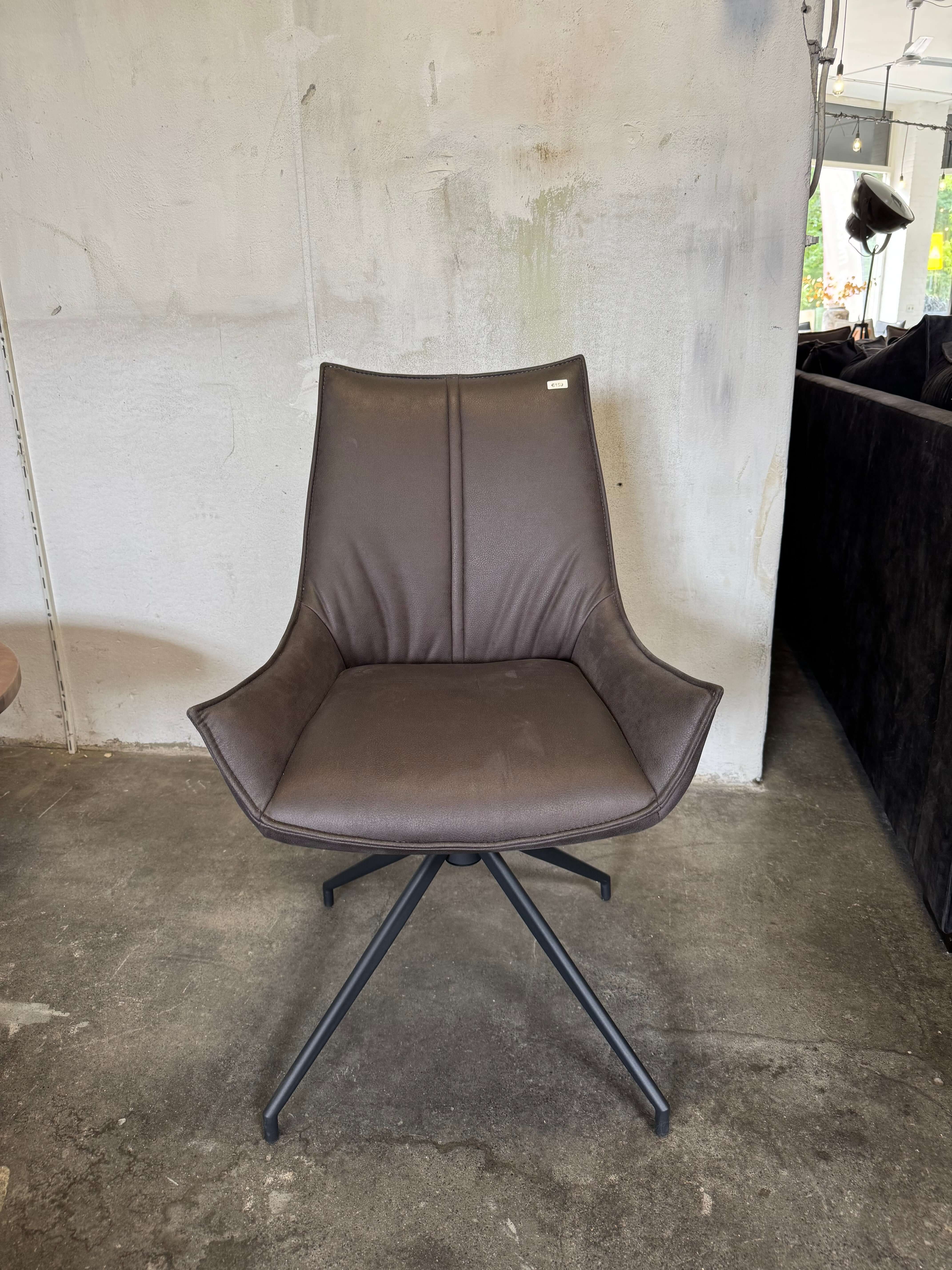 Dining room chair Mannie