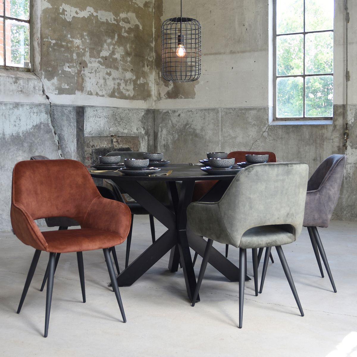 Solido Black Pendant Lamp