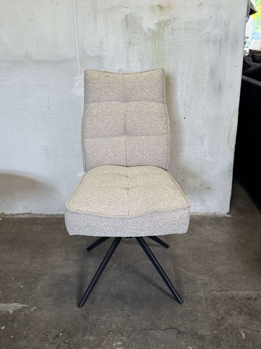 Menno dining chair without armrests