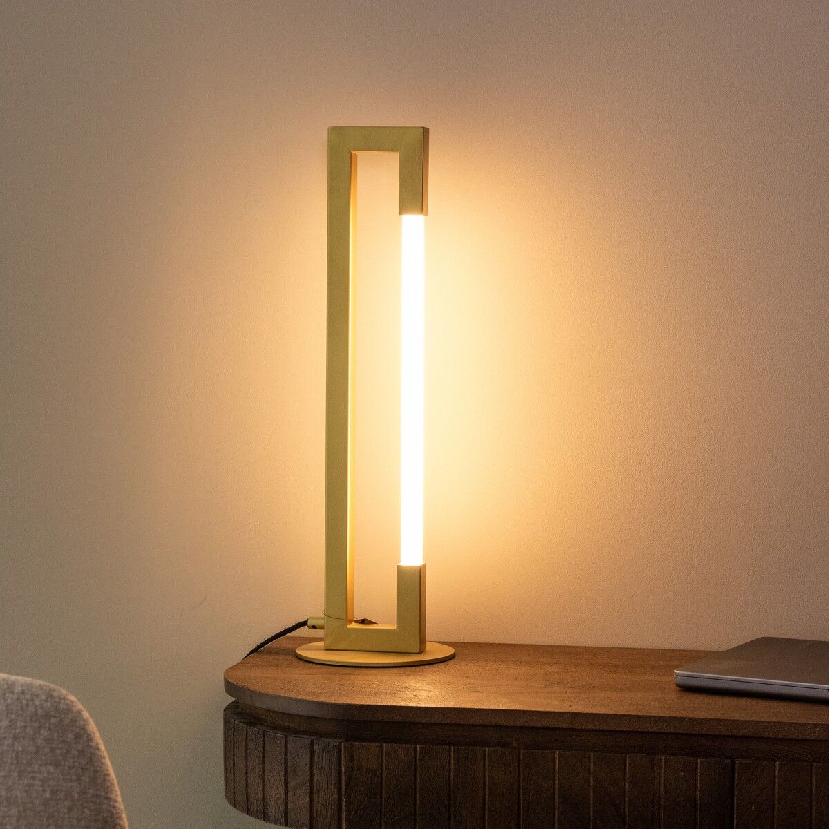 Futuro gold table lamp
