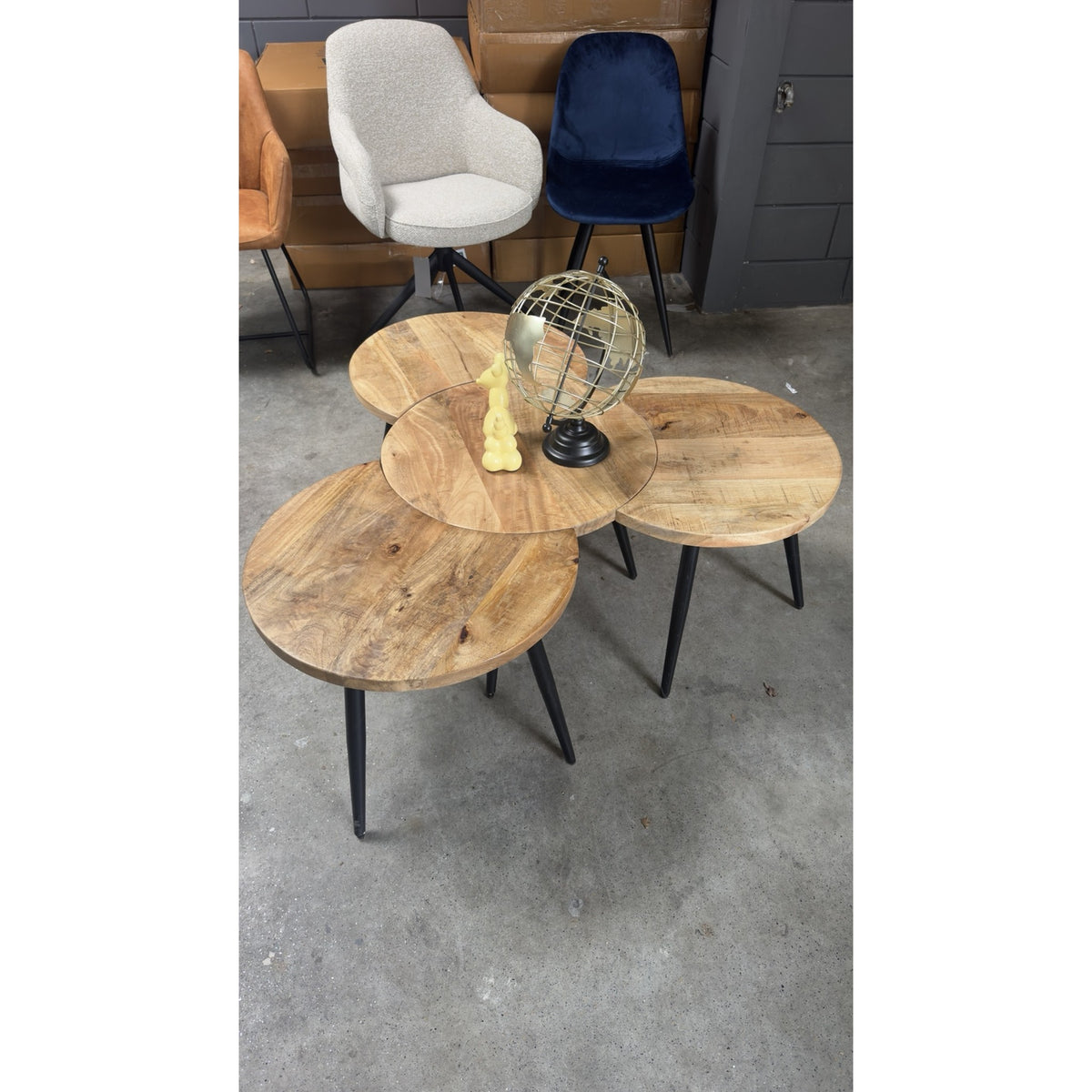 Filou Industrie-Couchtisch (4er-Set) – Mangoholz mit Metall