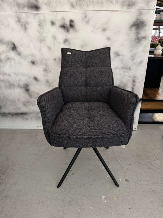 Menno dining chair with armrest